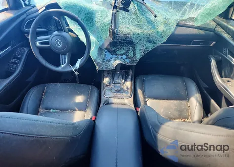 2025 Mazda Cx-30 Preferred z USA, uszkodzony, nr VIN 3MVDMBCM1SM800840